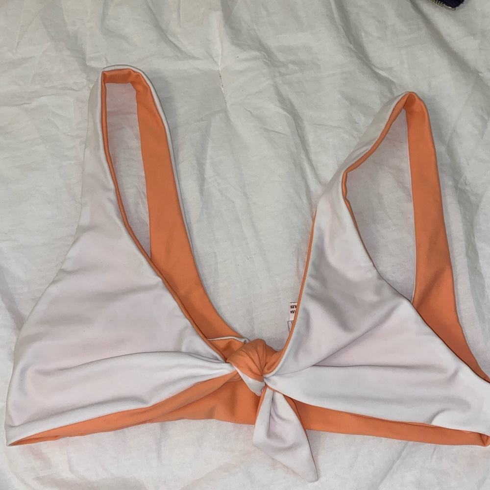 Sage la rock reversible peach/ white bikini top